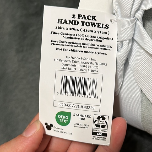 NWT Disney Mini Mouse Hand Towels - Picture 4 of 4